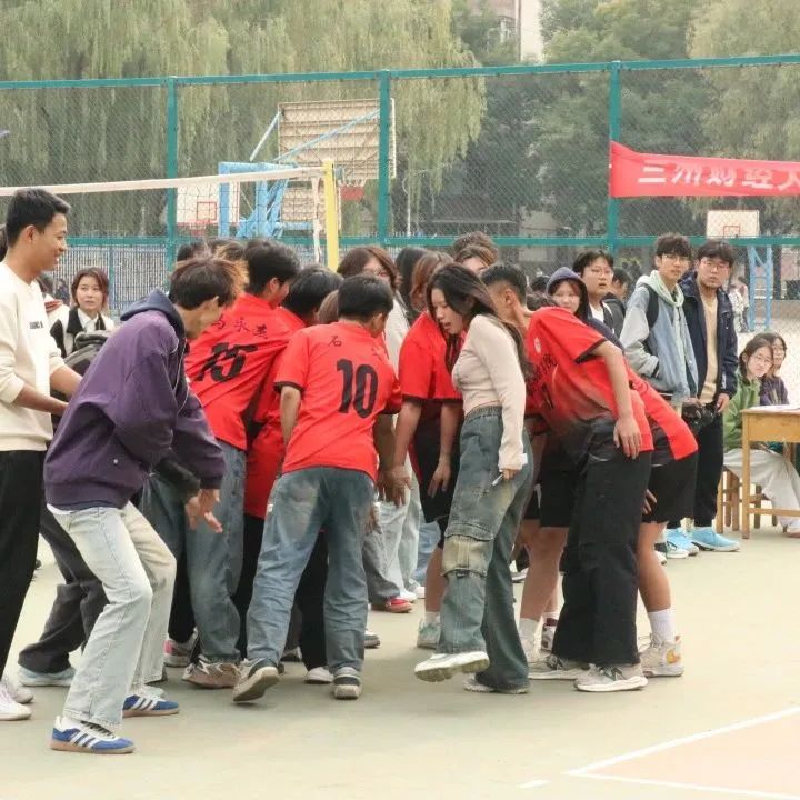 18436